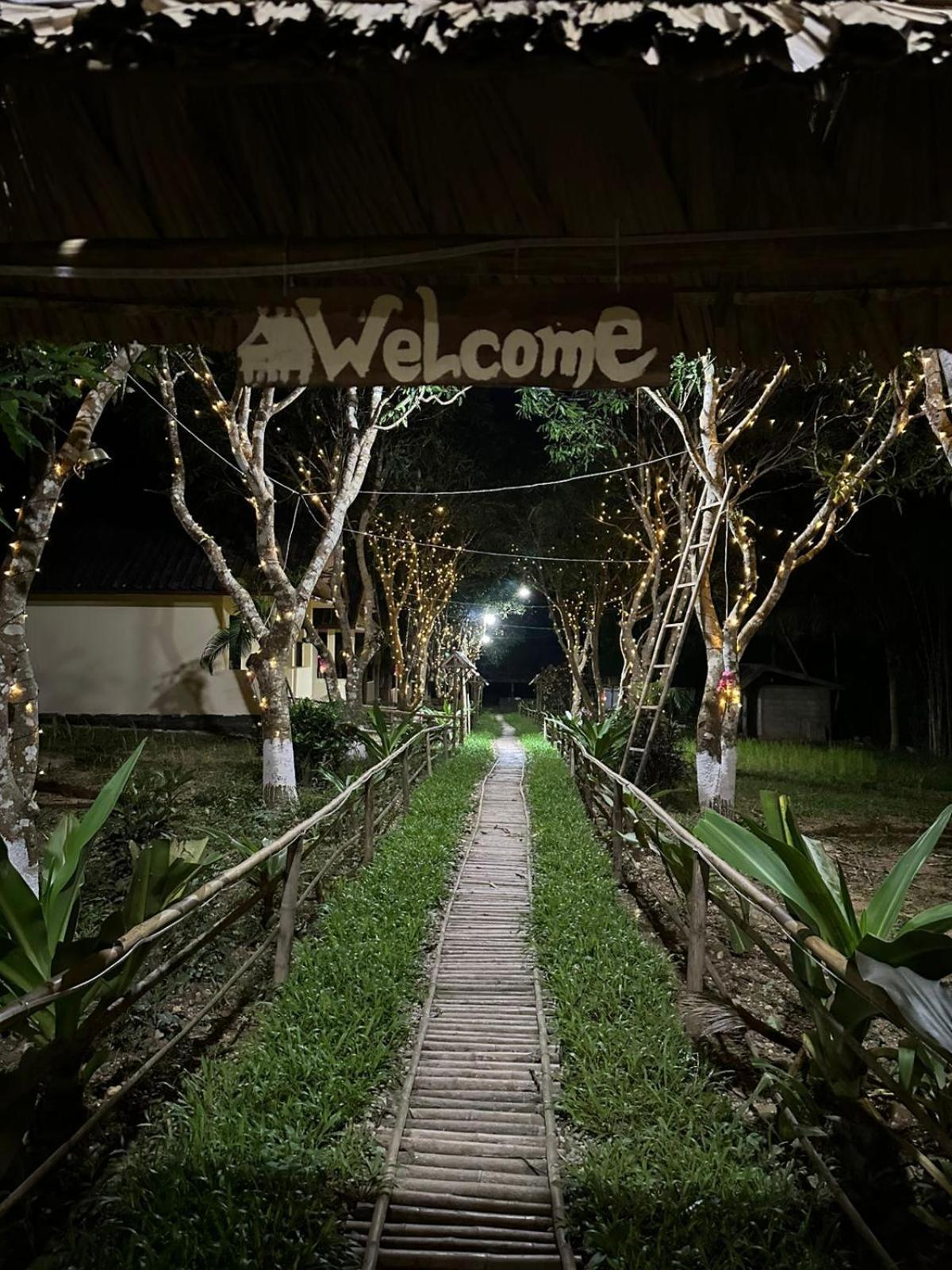 Mingkhuan Eco Homestay Nong Khiaw Exterior photo